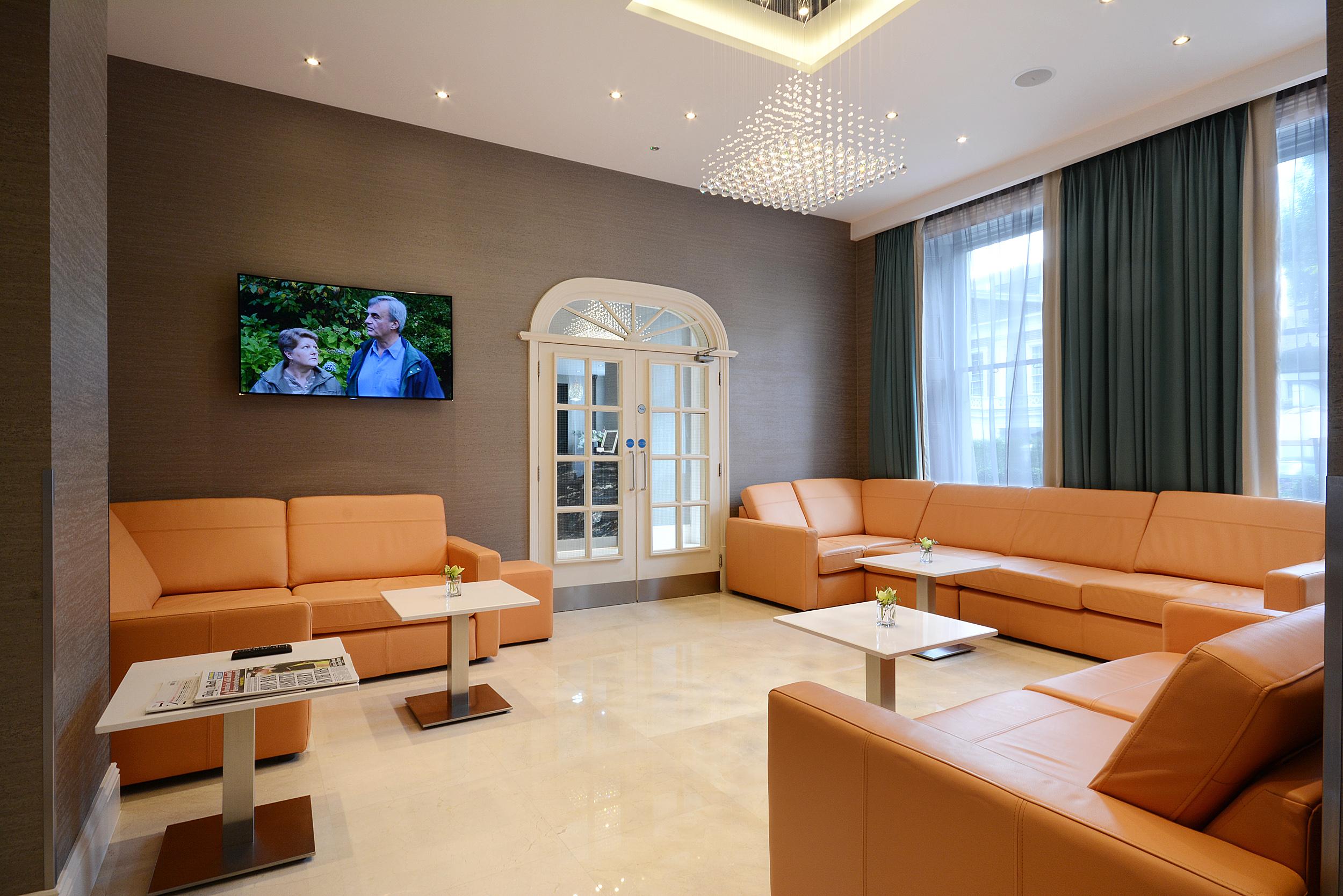 Park Grand London Lancaster Gate Hotel Buitenkant foto The lounge at the airport