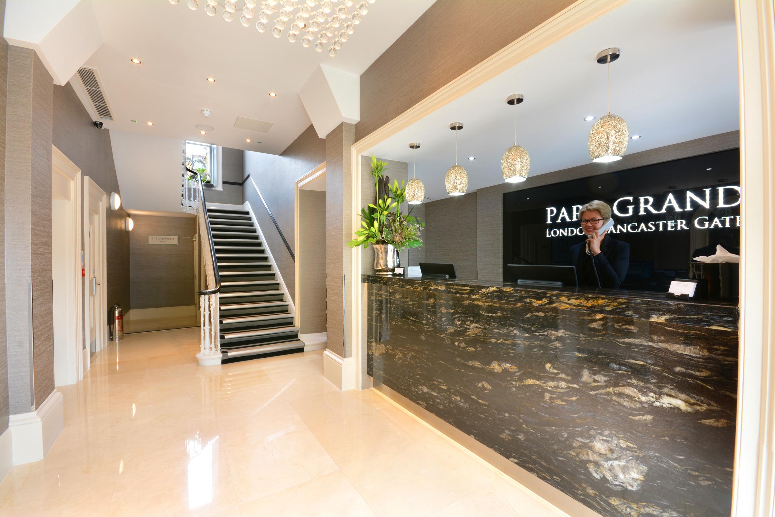 Park Grand London Lancaster Gate Hotel Buitenkant foto The hotel's lobby